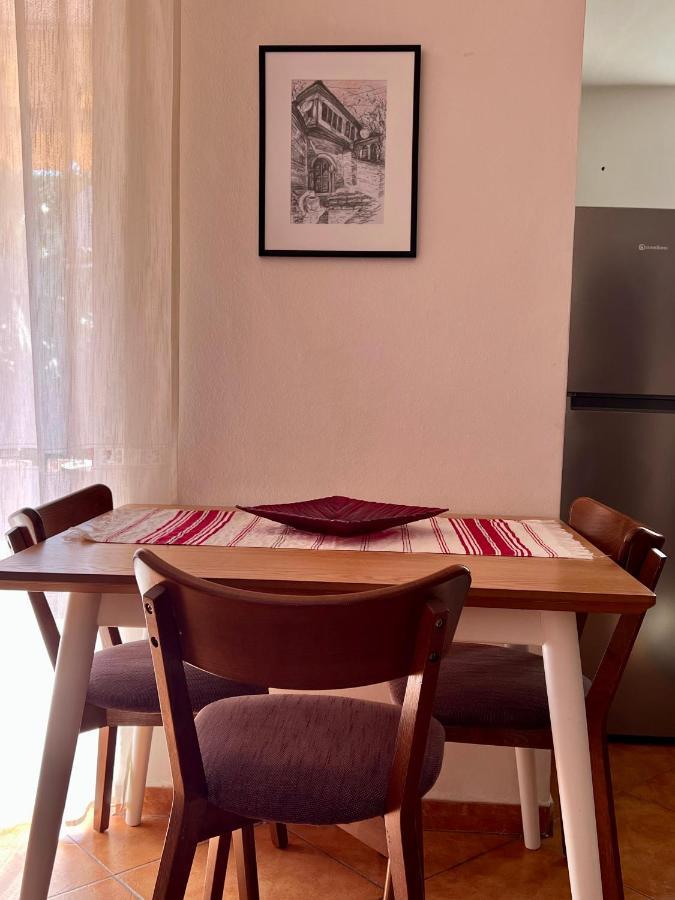 Apartment In Skanderbeg Square - Tirana Center 1 Buitenkant foto